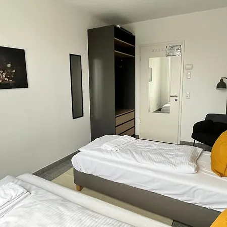 Lta Sued No3 Friends & Family Μόναχο