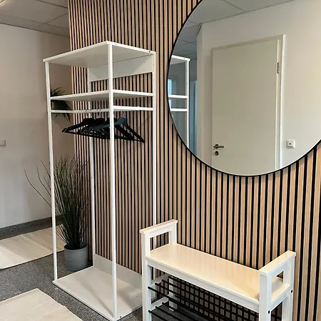 Lta Sued No3 Friends & Family *