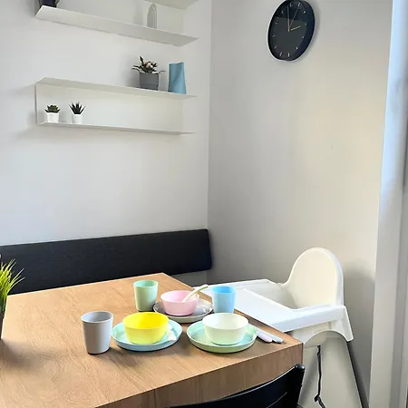 Lta Sued No3 Friends & Family * Μόναχο